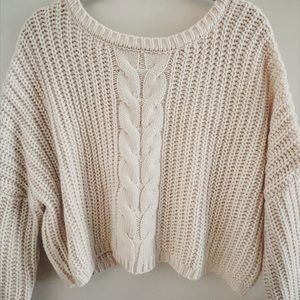 cable sweater in lofty yarn with volume sleeve